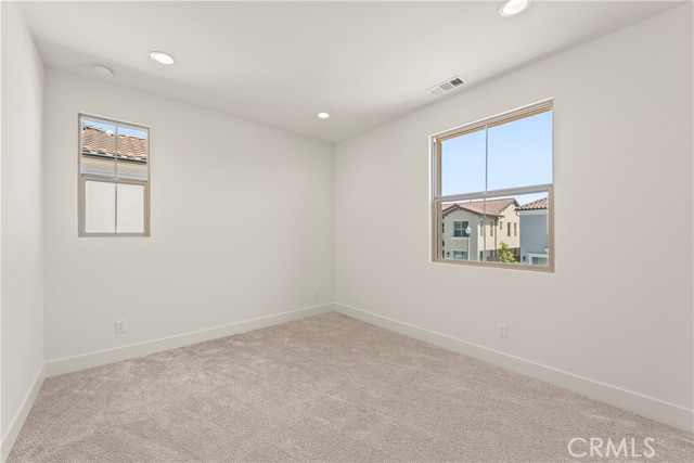 Detail Gallery Image 32 of 51 For 173 Somera, Irvine,  CA 92602 - 4 Beds | 3/1 Baths
