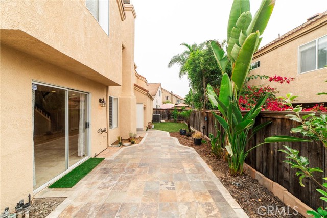 32 Santa Clara Street, Aliso Viejo CA: https://media.crmls.org/medias/e2fc9ac2-3efb-4244-b49d-9e0672d61d89.jpg
