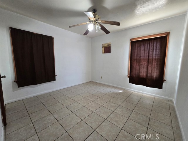 845 Preston Street, San Bernardino CA: https://media.crmls.org/medias/e2fda596-ffd5-4f3f-a6d0-f32f2336d069.jpg