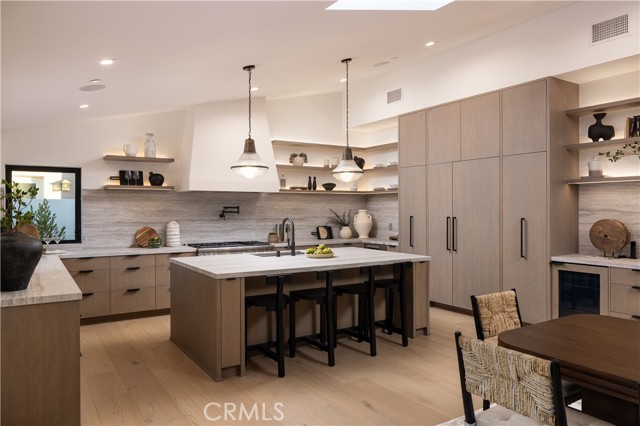 Detail Gallery Image 20 of 50 For 1524 Dolphin Ter, Corona Del Mar,  CA 92625 - 3 Beds | 3/1 Baths