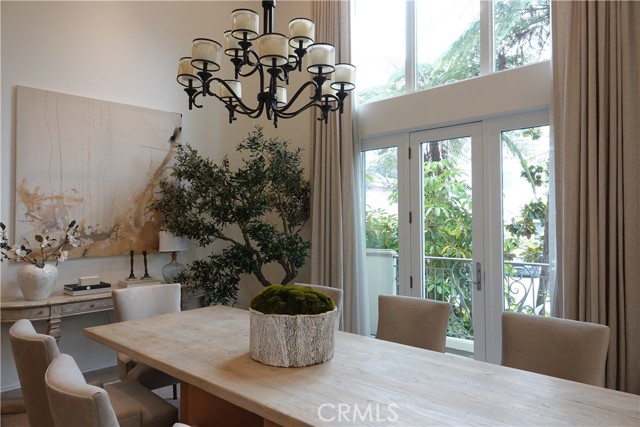 11974 Mayfield Avenue, Los Angeles CA: https://media.crmls.org/medias/e2fe977d-2614-42df-9d3b-bc811f043638.jpg