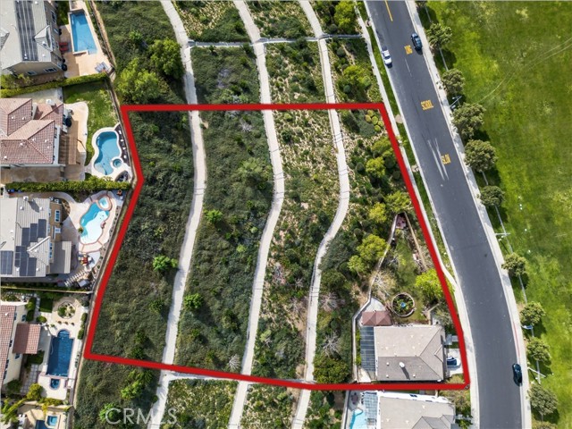 Detail Gallery Image 12 of 63 For 29062 Garnet Canyon, Saugus,  CA 91390 - 6 Beds | 4/1 Baths