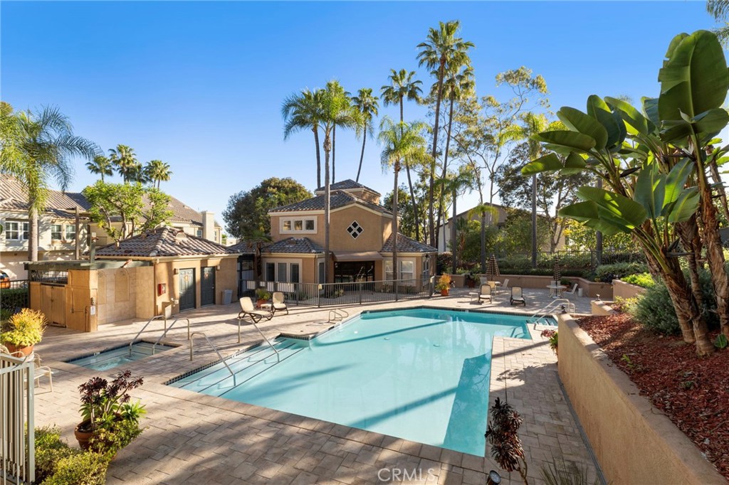 3440 Hathaway Avenue #323