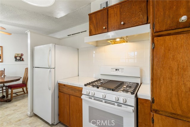 Detail Gallery Image 12 of 27 For 12918 Pinney, Pacoima,  CA 91331 - 3 Beds | 2 Baths