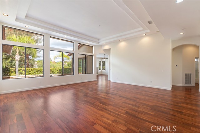 Detail Gallery Image 12 of 50 For 3170 Larkwood Ct, Fallbrook,  CA 92028 - 3 Beds | 3 Baths