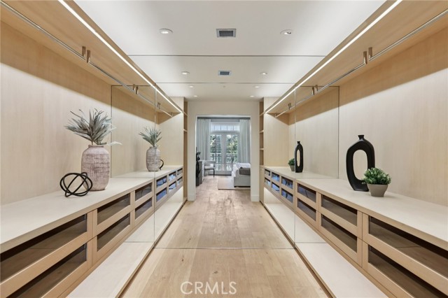 Detail Gallery Image 31 of 67 For 1040 4th #407,  Santa Monica,  CA 90403 - 3 Beds | 3/1 Baths