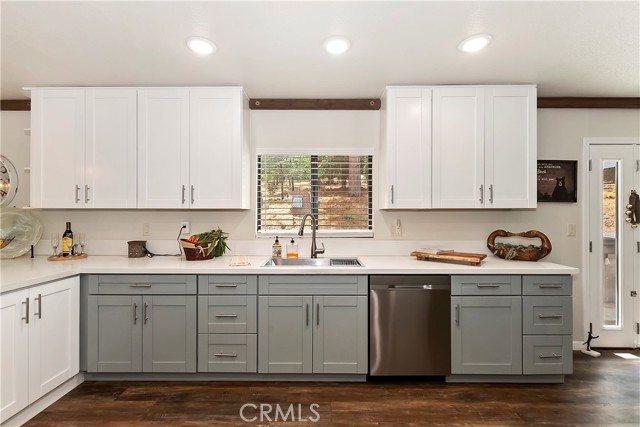 Detail Gallery Image 22 of 58 For 120 Pine Ridge Rd, Crestline,  CA 92325 - 4 Beds | 3/1 Baths