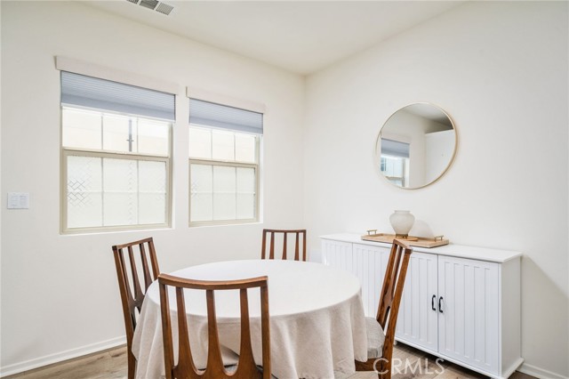 877 Orchid Way, Azusa CA: https://media.crmls.org/medias/e300c9b3-200c-497a-964b-f33fb8389d34.jpg