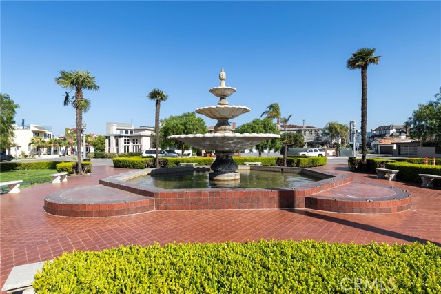 Detail Gallery Image 47 of 67 For 103 Ravenna Dr #23,  Long Beach,  CA 90803 - 2 Beds | 2 Baths