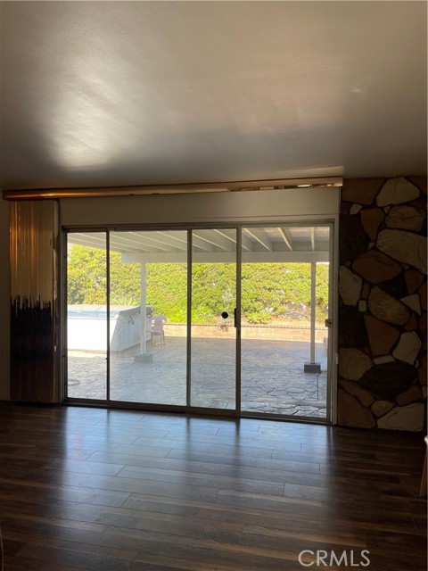 Detail Gallery Image 9 of 19 For 19426 Belshaw, Carson,  CA 90746 - 4 Beds | 2 Baths