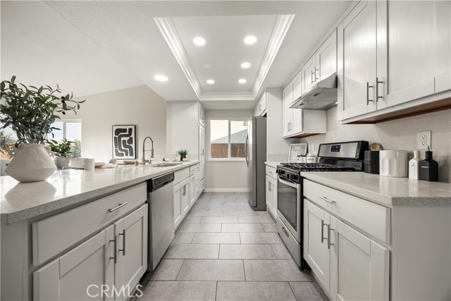 Detail Gallery Image 11 of 32 For 423 Montezuma St, Ontario,  CA 91762 - 3 Beds | 2 Baths