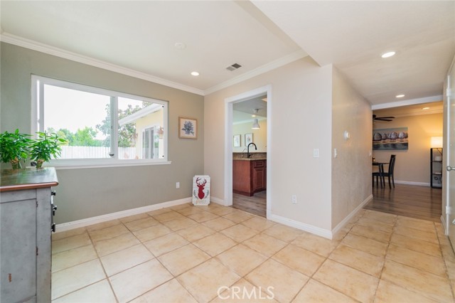 Detail Gallery Image 5 of 32 For 15153 Ashwood Ln, Chino Hills,  CA 91709 - 3 Beds | 2 Baths