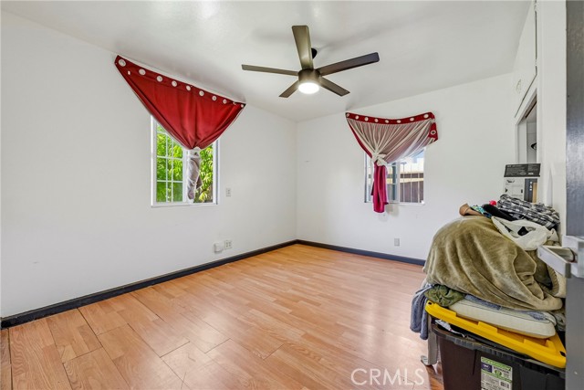 Detail Gallery Image 17 of 39 For 1054 W 24th, Merced,  CA 95340 - 3 Beds | 1 Baths