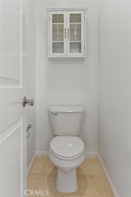 Detail Gallery Image 25 of 28 For 142 Yellow, Irvine,  CA 92618 - 4 Beds | 3 Baths