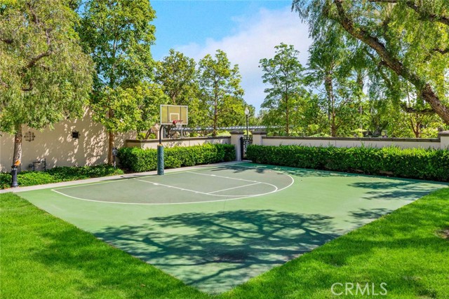 45 Modesto, Irvine CA: https://media.crmls.org/medias/e305d109-ae12-45c1-b906-533188431061.jpg