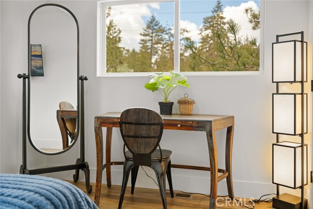 Detail Gallery Image 45 of 71 For 827 Penninsula, Big Bear Lake,  CA 92315 - 3 Beds | 2 Baths