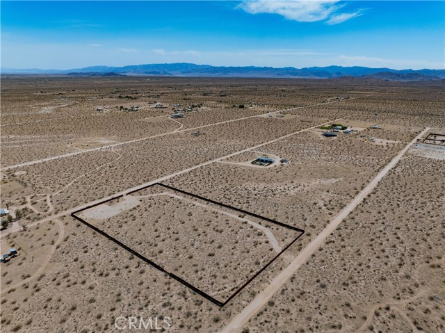 Image 18 of 27 For 425 Gerber Avenue