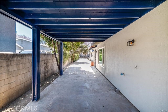 Detail Gallery Image 7 of 9 For 1011 W Myrtle, Santa Ana,  CA 92703 - 3 Beds | 1 Baths
