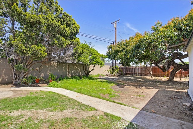 Detail Gallery Image 19 of 23 For 12102 Marbel Ave, Downey,  CA 90242 - 3 Beds | 1 Baths