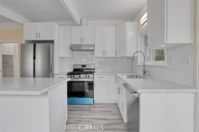 Detail Gallery Image 25 of 51 For 221 Avenida Monterey, San Clemente,  CA 92672 - 5 Beds | 4/1 Baths