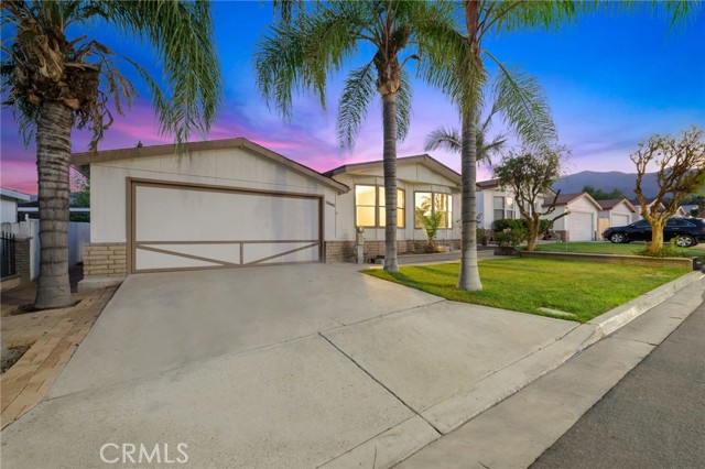 Image 2 for 10401 Stageline St, Corona, CA 92883