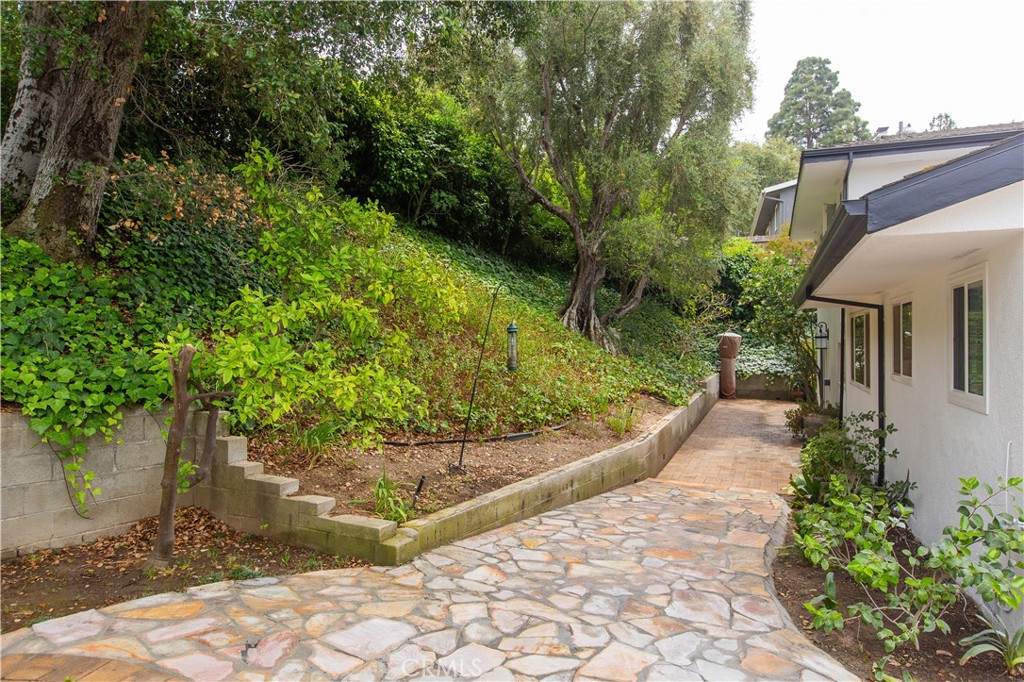 14879 Jadestone DriveSherman Oaks img 7