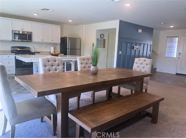 32431 Roman Warren Way, Winchester CA: https://media.crmls.org/medias/e30dcc1e-313b-4f16-a3f8-02c3ce8ee72f.jpg