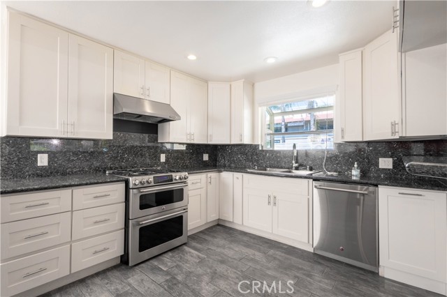 Image 19 of 25 For 1042 San Juan Street