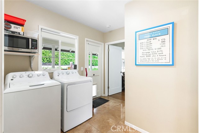 Detail Gallery Image 13 of 55 For 14060 Chandler Bld, Sherman Oaks,  CA 91401 - 3 Beds | 2 Baths