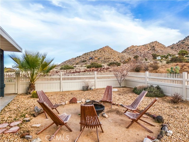 Detail Gallery Image 35 of 75 For 7955 Wesley Rd, Joshua Tree,  CA 92252 - 3 Beds | 2 Baths