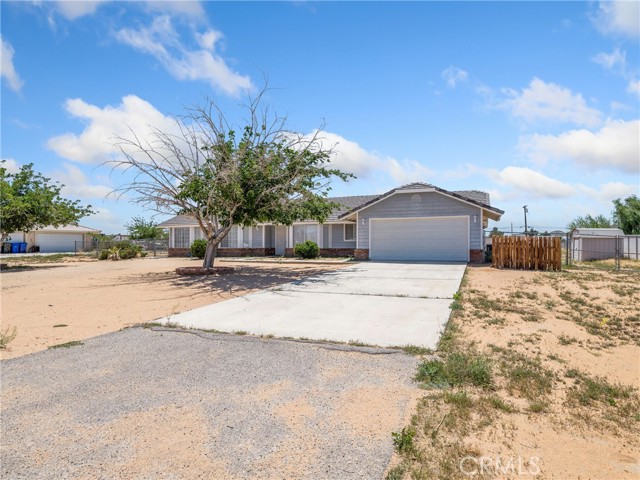Detail Gallery Image 36 of 41 For 15464 Erie Rd, Apple Valley,  CA 92307 - 3 Beds | 2 Baths
