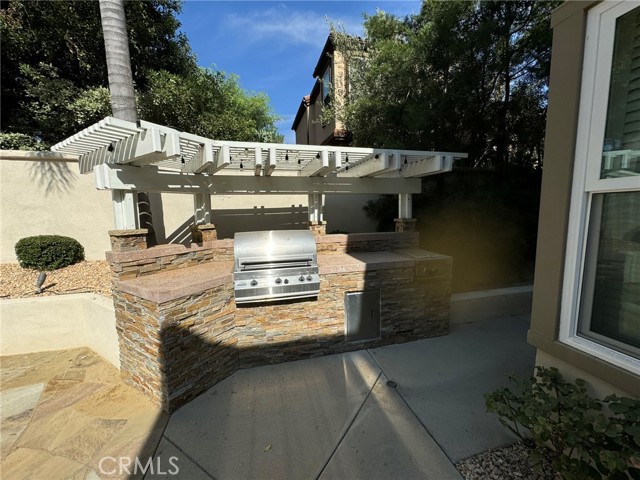 6 Lakeridge, Rancho Santa Margarita CA: https://media.crmls.org/medias/e30f092c-6ec8-4f2c-bc7d-be264558f6a1.jpg