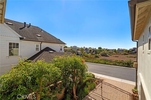 Detail Gallery Image 39 of 64 For 17272 Tidalridge Ln, Huntington Beach,  CA 92649 - 4 Beds | 2/1 Baths