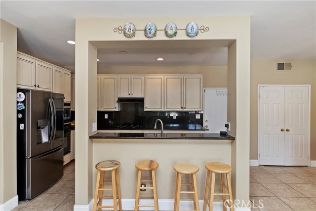 Detail Gallery Image 20 of 41 For 42467 Thoroughbred Ln, Murrieta,  CA 92562 - 4 Beds | 3 Baths