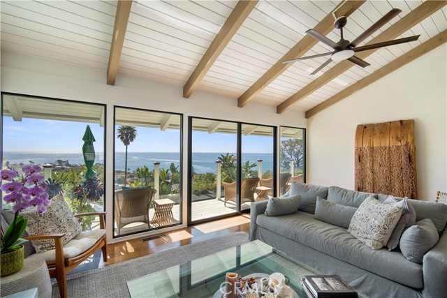 Detail Gallery Image 14 of 54 For 19 N Vista De La Luna, Laguna Beach,  CA 92651 - 3 Beds | 2 Baths