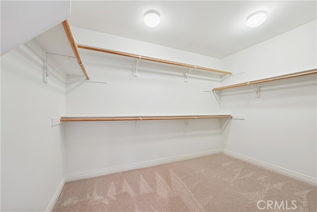 5032 Amalfi Way, Oxnard CA: https://media.crmls.org/medias/e30fcb11-2a11-4f0c-b0d5-0bb6f4878adb.jpg