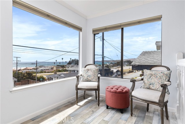 Living room nook to enjoy the ocean views.