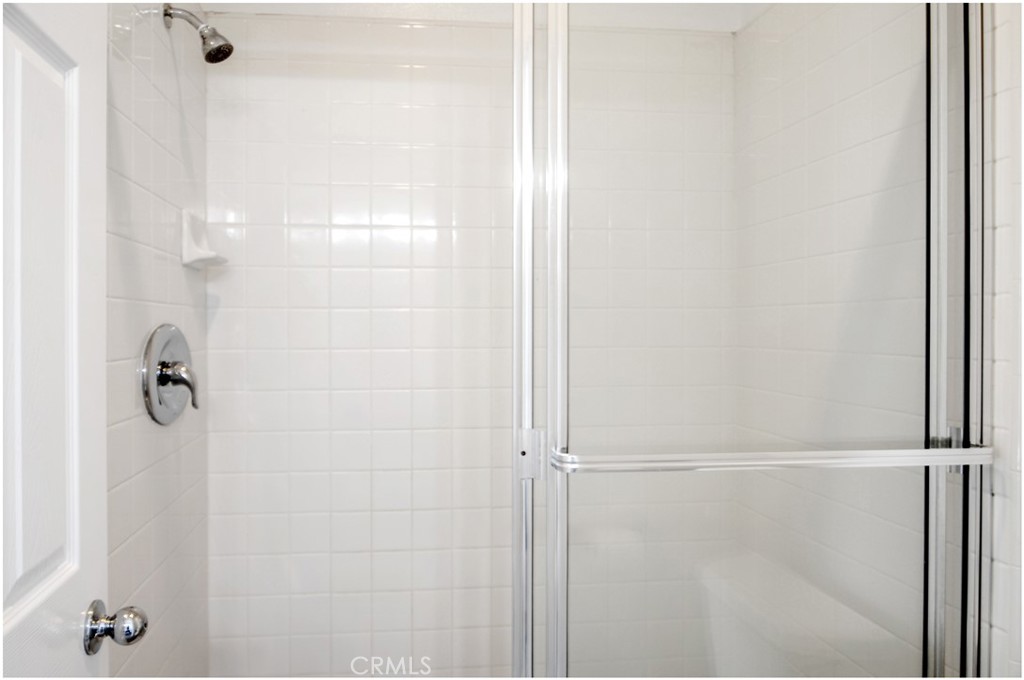 MLS #OC25230660 image #10