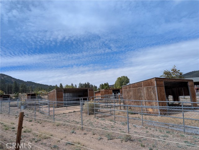Detail Gallery Image 6 of 44 For 10960 Steinhoff Rd, Frazier Park,  CA 93225 - 4 Beds | 3 Baths