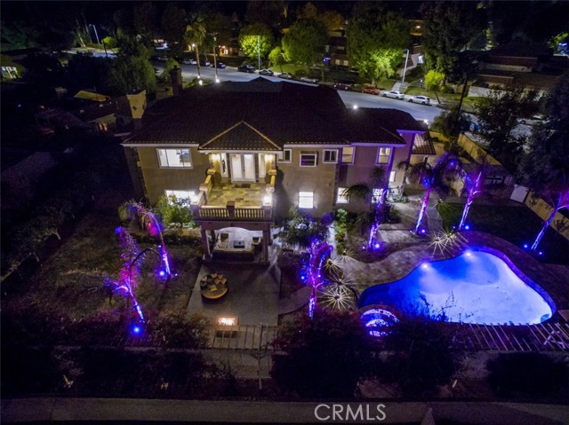 Detail Gallery Image 4 of 35 For 10062 Valley Circle Bld, Chatsworth,  CA 91311 - 7 Beds | 5 Baths