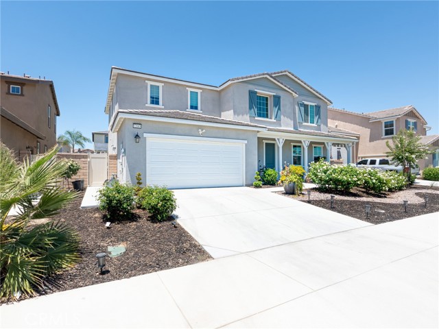 Detail Gallery Image 3 of 45 For 32085 Deardoff St, Menifee,  CA 92584 - 5 Beds | 3 Baths