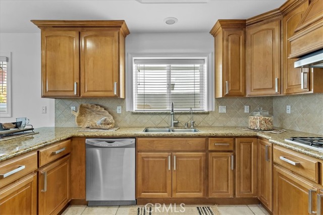 2203 Bataan Road, Redondo Beach, California 90278, 4 Bedrooms Bedrooms, ,2 BathroomsBathrooms,Residential,Sold,Bataan,SB22104132