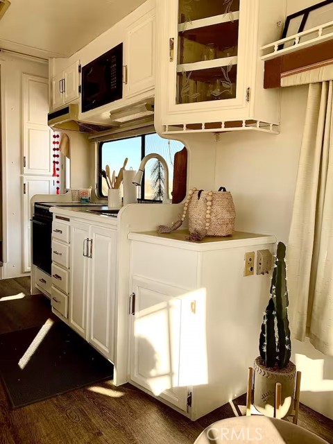 Detail Gallery Image 32 of 43 For 4319 Dusty Mile Rd, Landers,  CA 92285 - 2 Beds | 1 Baths