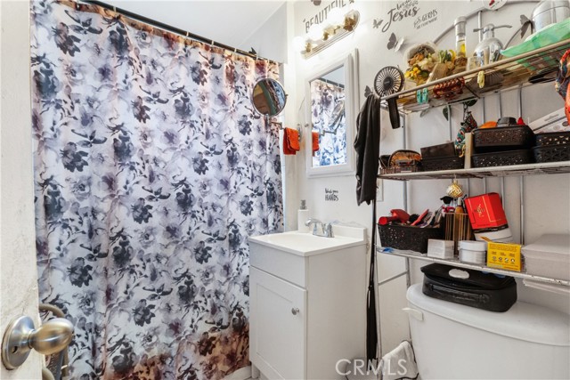 Detail Gallery Image 28 of 34 For 1921 Chariton St, Los Angeles,  CA 90034 - – Beds | – Baths