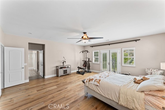 Detail Gallery Image 32 of 63 For 15520 Megan Dr, Canyon Country,  CA 91387 - 5 Beds | 4 Baths