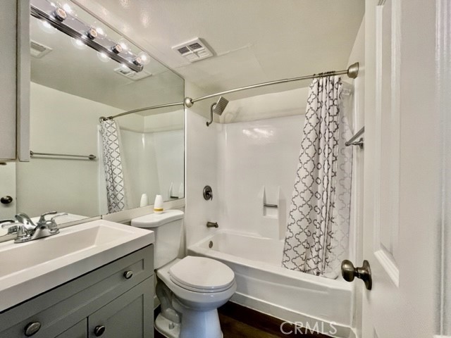 45270 Panorama Drive, Palm Desert CA: https://media.crmls.org/medias/e3148720-06ae-4f0a-9b77-da88ea8745ed.jpg