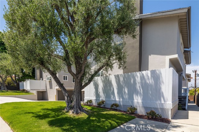 2615 Voorhees Avenue, Redondo Beach, California 90278, 3 Bedrooms Bedrooms, ,2 BathroomsBathrooms,Residential,Sold,Voorhees,SB23090522
