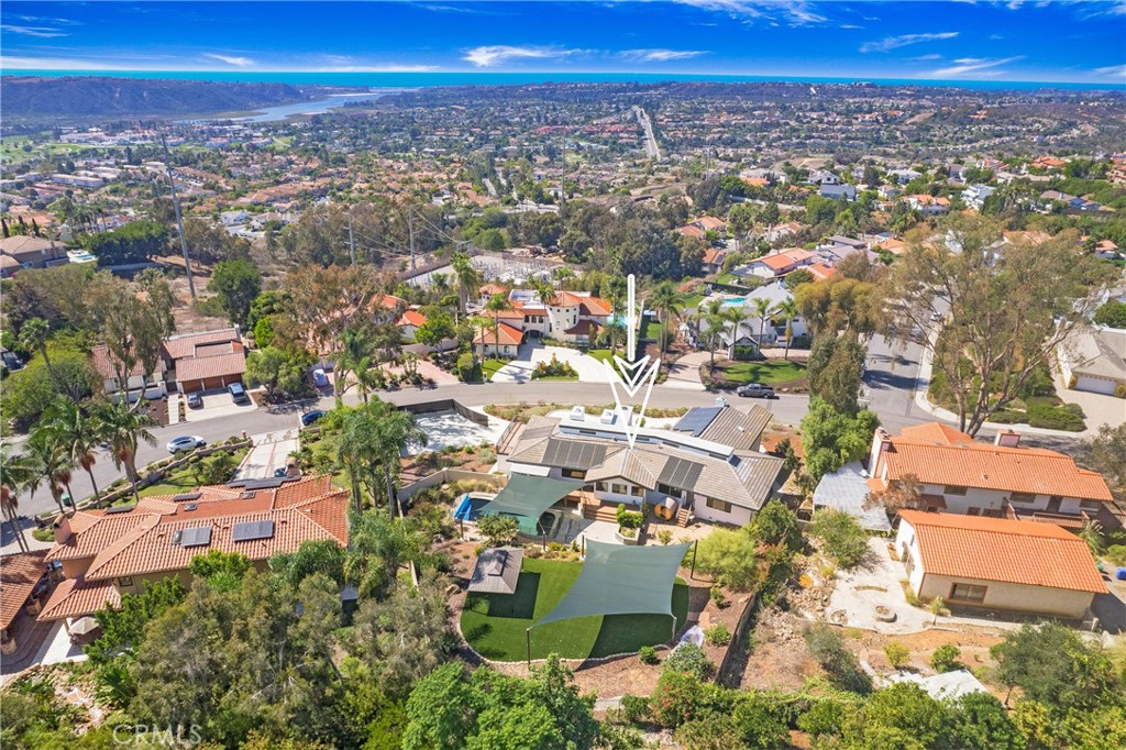 MLS #OC25221401 image #37