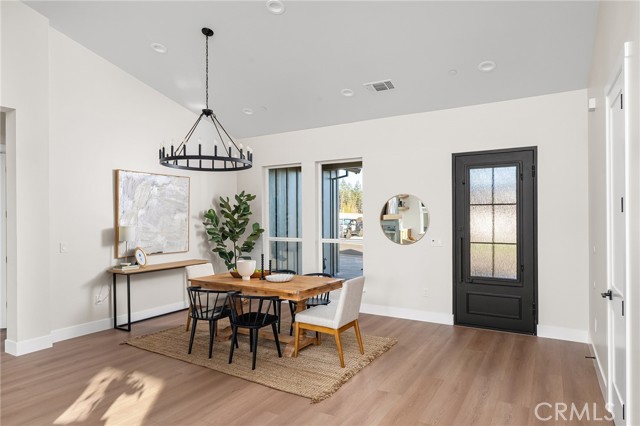 Detail Gallery Image 10 of 60 For 6277 Dawnridge Ct, Paradise,  CA 95969 - 4 Beds | 2/1 Baths