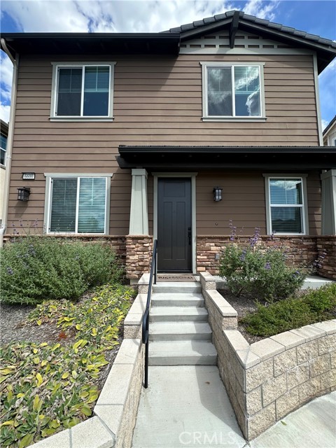 Detail Gallery Image 1 of 21 For 6600 Gotto Ln., Fontana,  CA 92336 - 4 Beds | 3 Baths